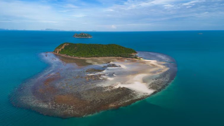 Sallangan Islands, Philippines